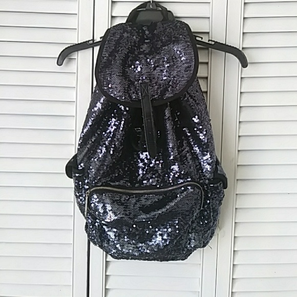 Victoria's Secret Handbags - 💥SEQUIN VICTORIA SECRET BACKPACK💥
